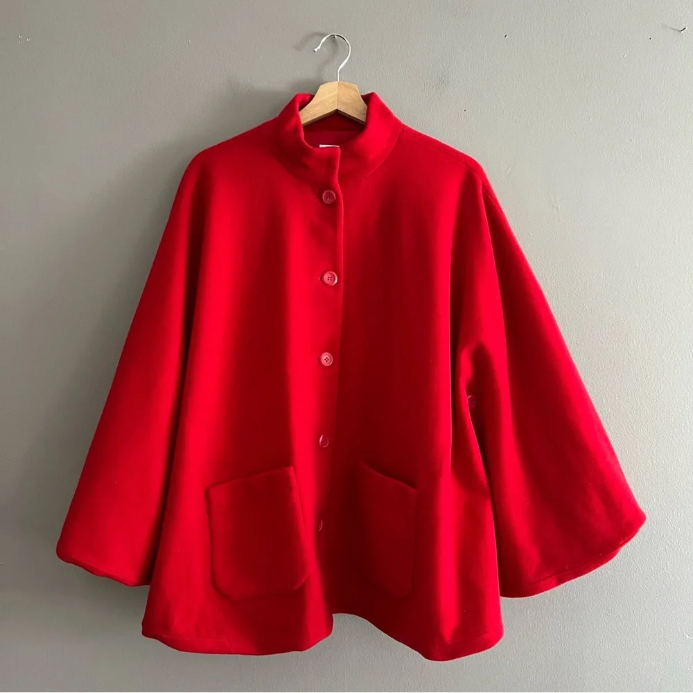 VTG Pendleton Poncho Womens 100% Virgin Wool Made USA Cape Pockets Red Size S/M - Picture 1 of 15